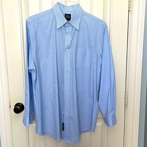Jos A Banks Men’s Traveler dress shirt. Button down collar, 17.5 x 36